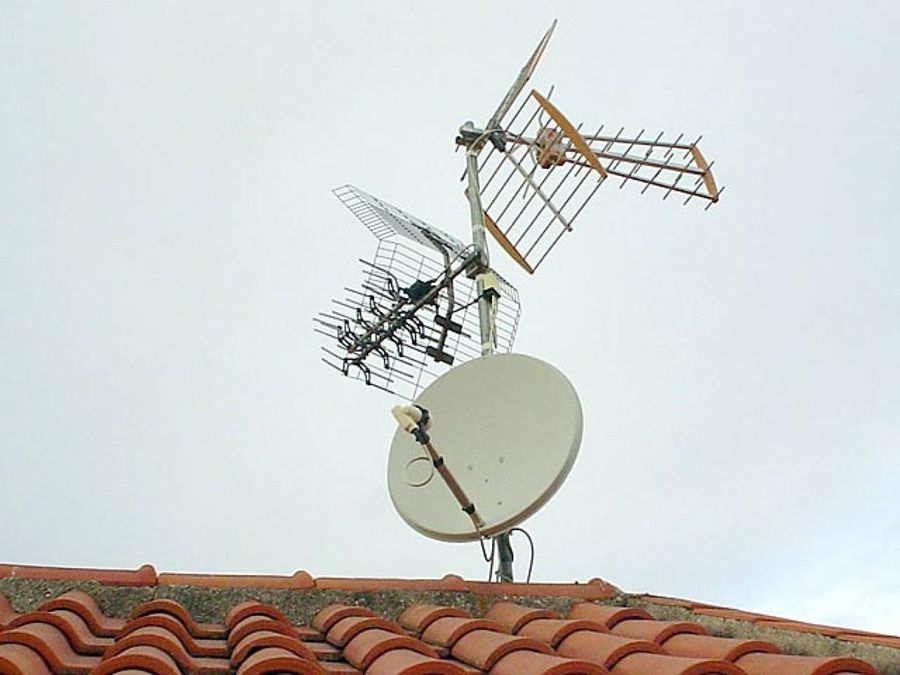antena parabóllica