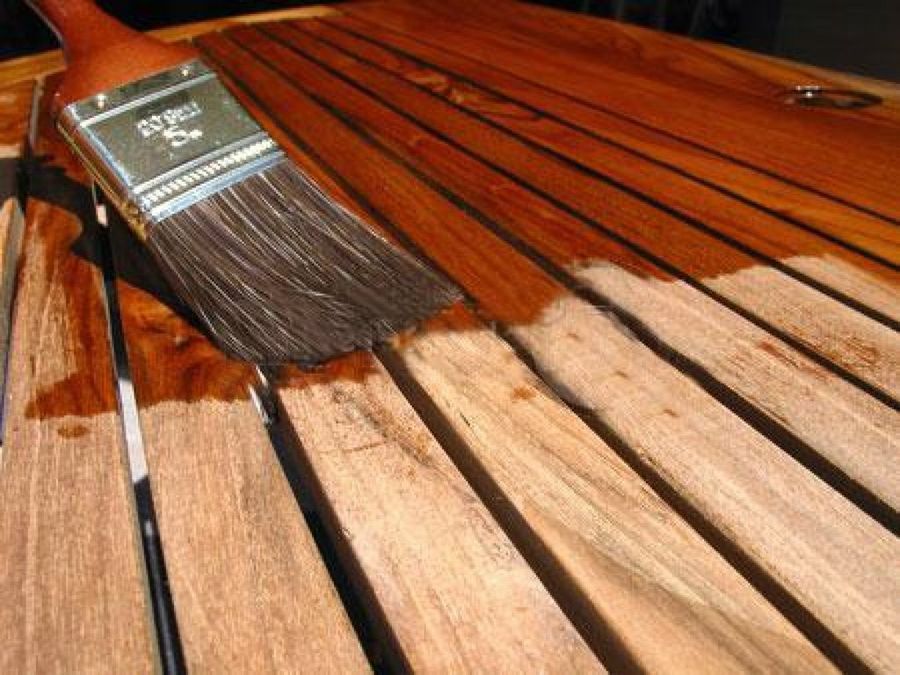 Mierda Método retirarse Tres formas de aplicar barniz en la madera | Bricolaje