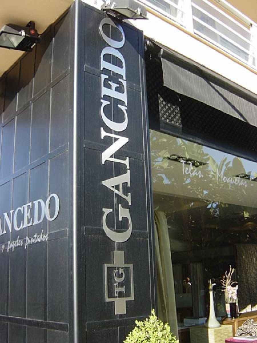 fachada tapicerías gancedo