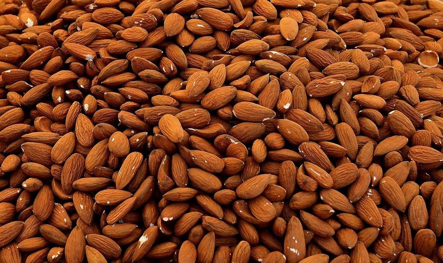 The Incredible Benefits of Almonds for Your Health