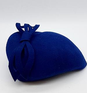 tocado de fieltro azul marino | Sombreros Infinitos