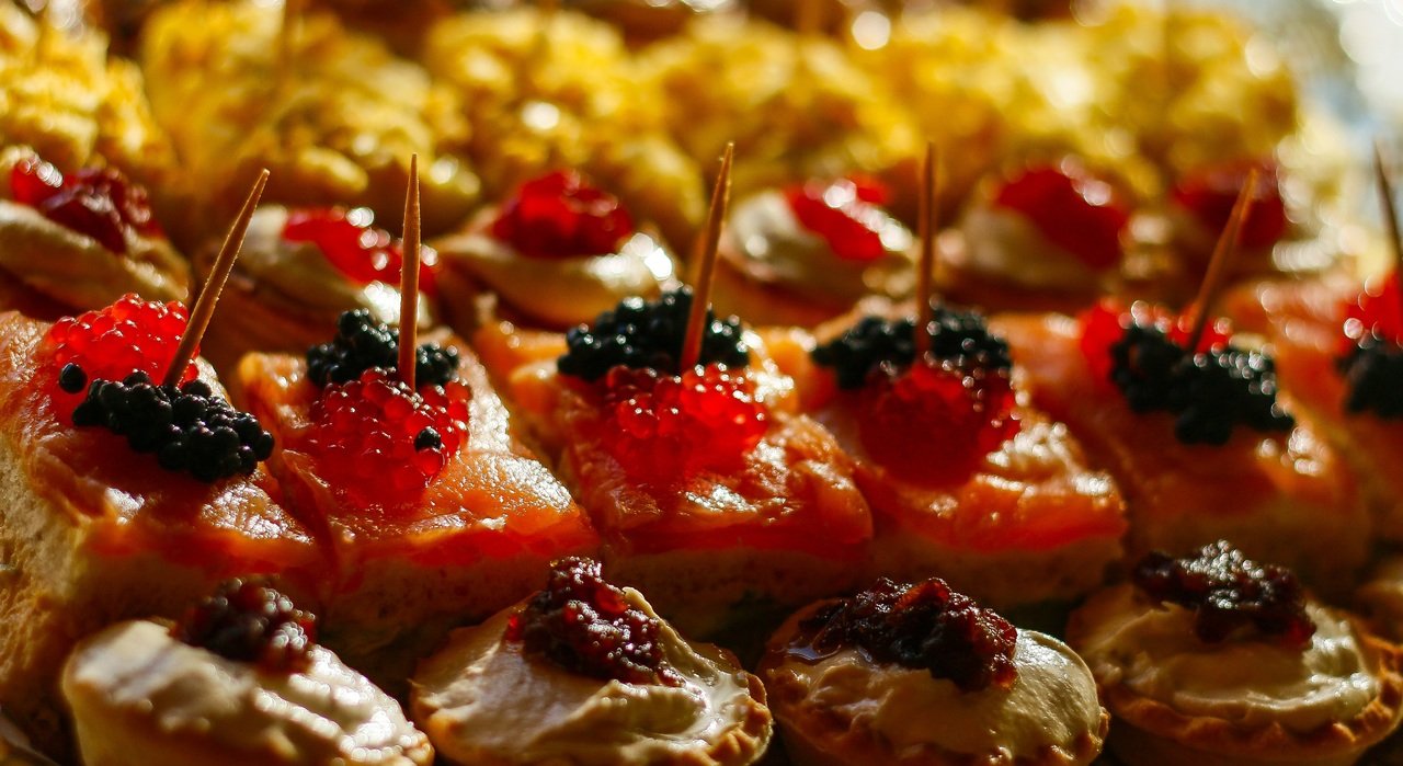 5 riquísimas recetas de canapés navideños